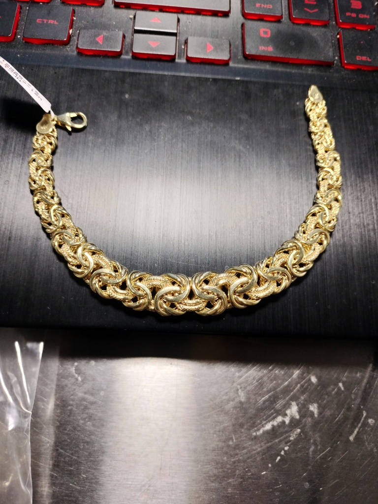 manilla bztna 10k Size size7.5/7-12mm Weight 10.1gr