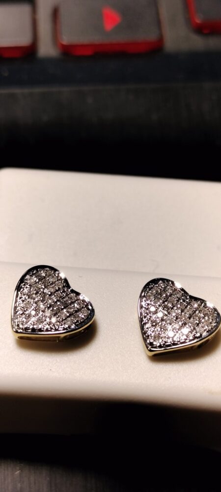 arete Diam. corazon c/diam 10k diamante Weight 0.15ctw