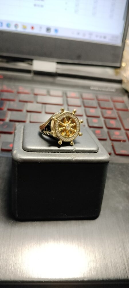 anillo rddo timon aro zirc lat.ancla fondo N 14k zirc B y ename N Size sie9.5 Weight 8.4gr