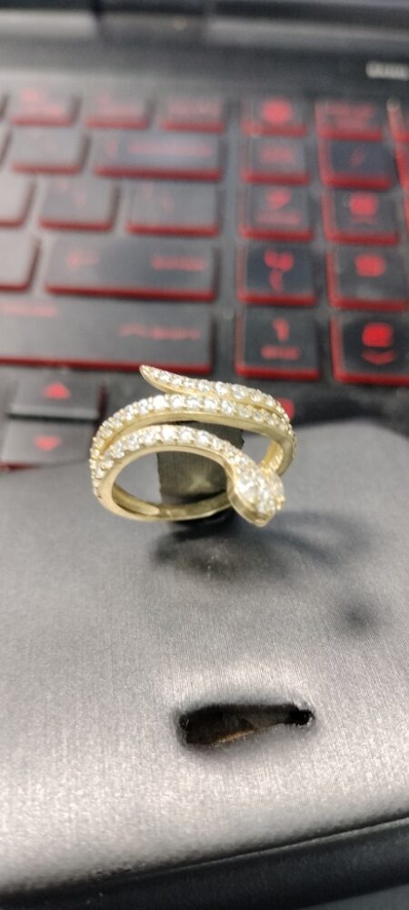 anillo serpiente c/zirc 14k zirc B Size size8.2 Weight 3.35gr