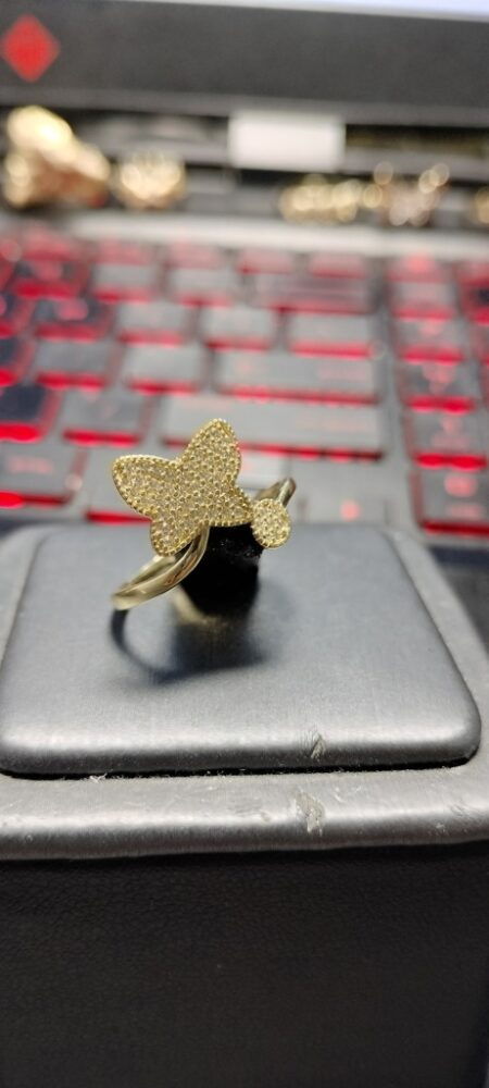 anillo hilo mariposa c/bola zirc 14k zirc B Size size8.5 Weight 2.45gr