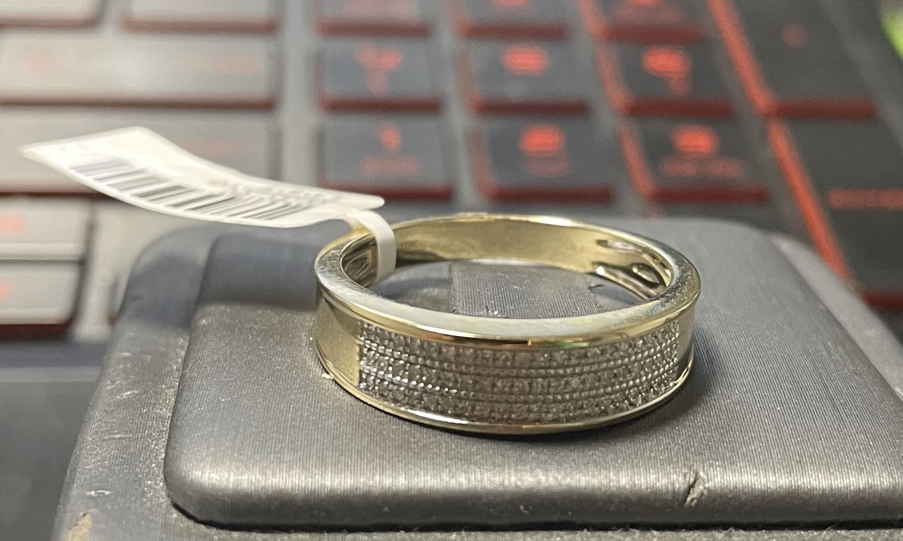 anillo Diam banda c/diam. 10k diamante Size size10 Weight 0.11ctw