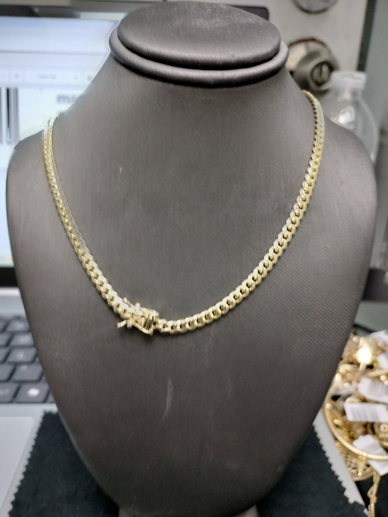 cadena cubana italy 10k Size size24/4mm Weight 27.45gr