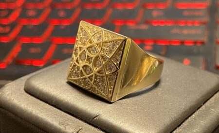 anillo roseta cdda 10k zirconia Size size10 Weight 5.7gr