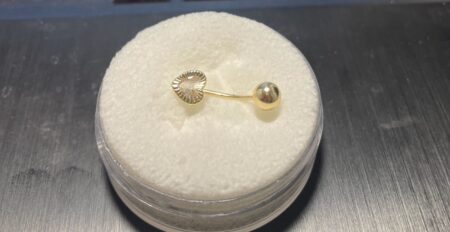piercing ombligo corz. 14k zirc B Weight 0.6gr