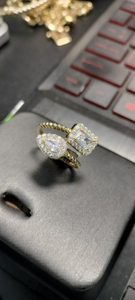 anillo abierto c/piedra cdda y lagrima 14k zirc B Size size8 Weight 2.85gr