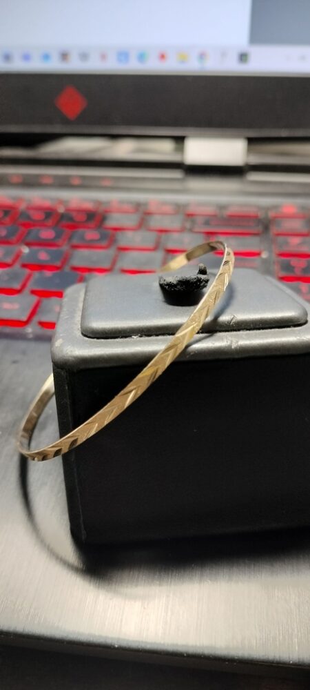 pulso pulso c/muescas 10k Size size7.5/2.7mm Weight 4.55gr