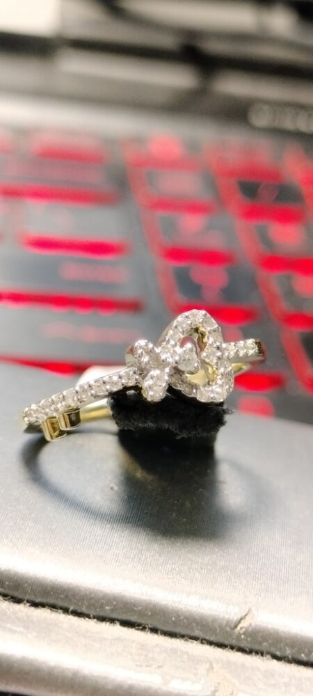 anillo Diam llave c0razon c/diamante 10k diamante Size size7 Weight 0.15ctw