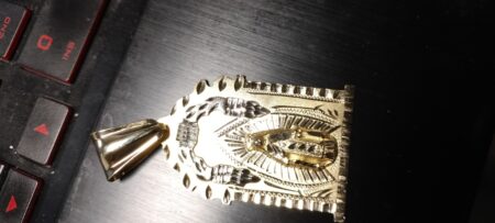 dije virgen maria en chapa 14k Weight 8.75gr