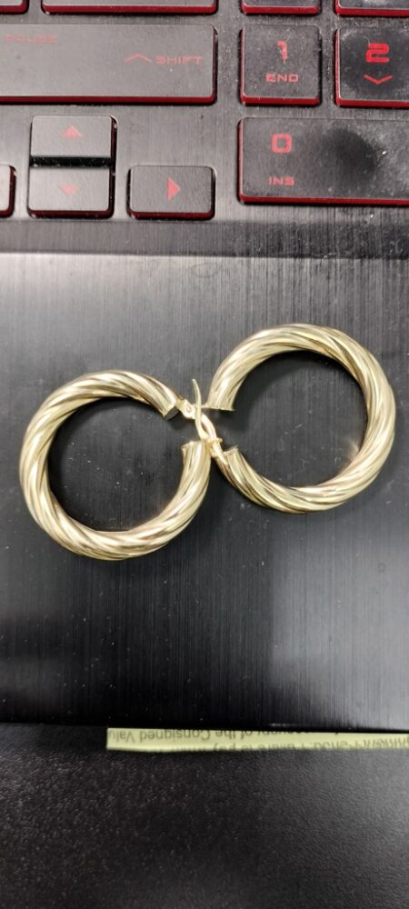 argolla tub.torsidas 10k Size 33.5x5mm Weight 4.95gr