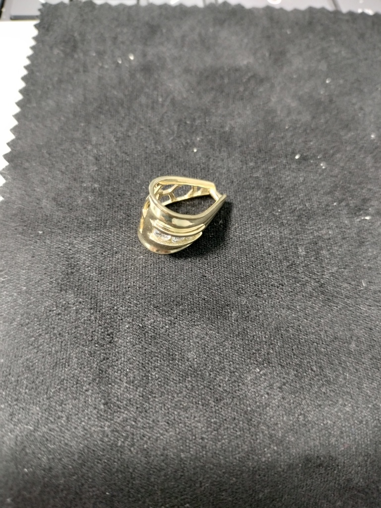 campana dije c/zirc 14k zirc B Weight 0.8gr
