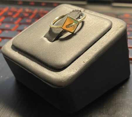 anillo cddo 10k zirconia Size size7 Weight 1.55gr