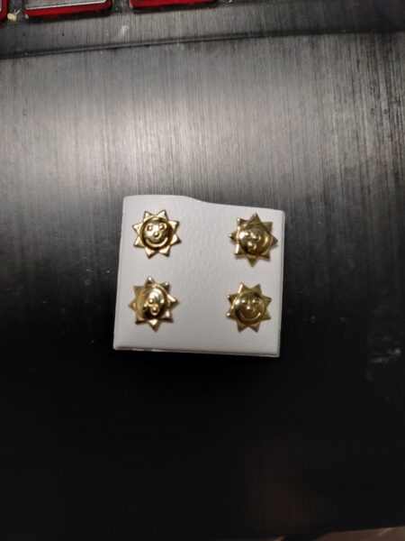 arete sol c/carita 14k Weight 0.35gr