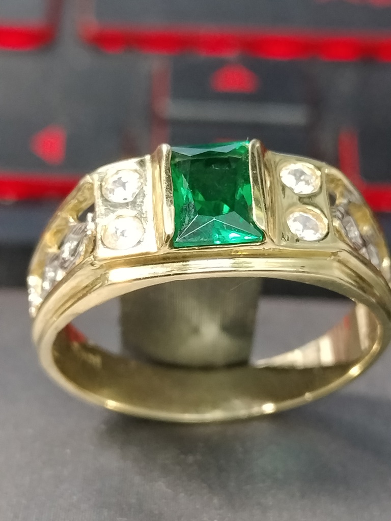 anillo c/piedra verde y zirc B 14k zirc BV Size size10 Weight 4.05gr