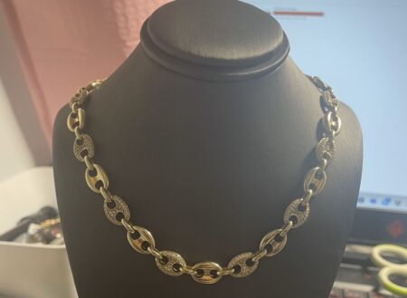 Gargantilla Gucci 10k zirconia Size size16/8.7mm Weight 18.7gr