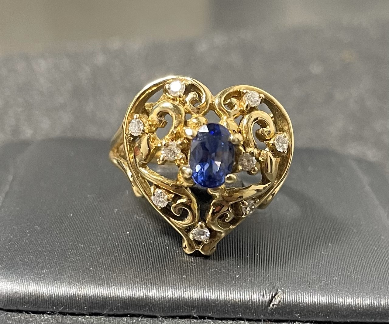 anillo corazon zirconia Size size7 Weight 5.4gr/18k