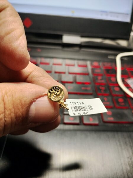 arete yin yang c/zirc 14k zirc B Y N Size 8mm Weight 1.7gr