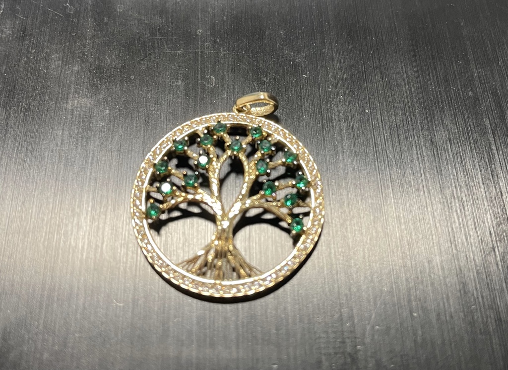 dije arbol de la vida 14k zirc VB Weight 3.85gr