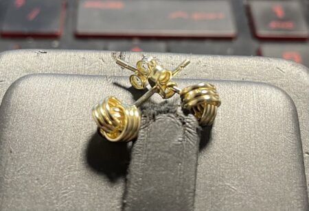 arete nudos 10k Weight 0.95 gr nudo