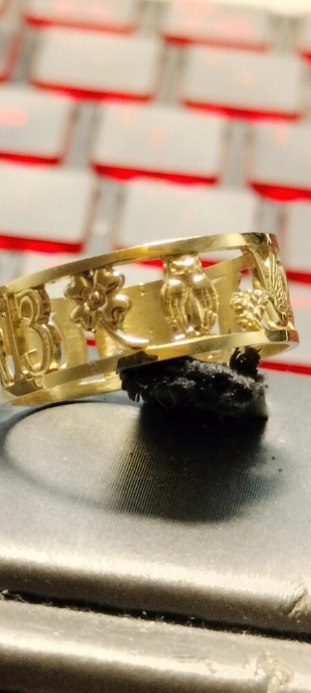 anillo anillo de la suerte 10k Size size9 Weight 2.4gr