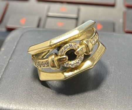 anillo 3lineas 1 tranque 14k zirconia Size size8 Weight 3.6gr