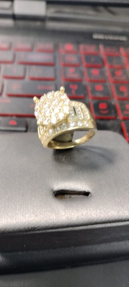 anillo rddo princesa 14k zirc B Size size8.2 Weight 9.55gr