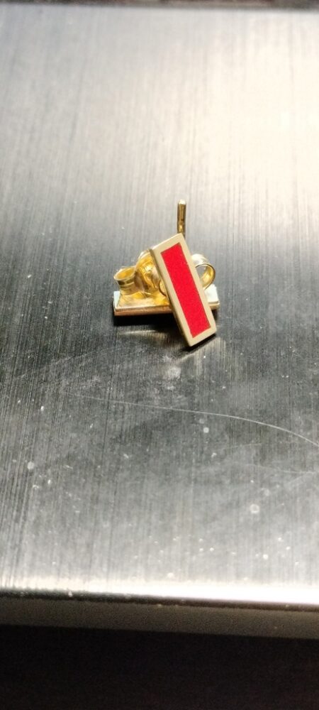 arete barra rect. roja 14k enam R Weight 0.95gr