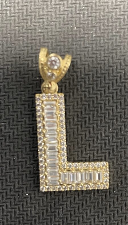 dije letra L 14k zirconia Weight 4.4gr