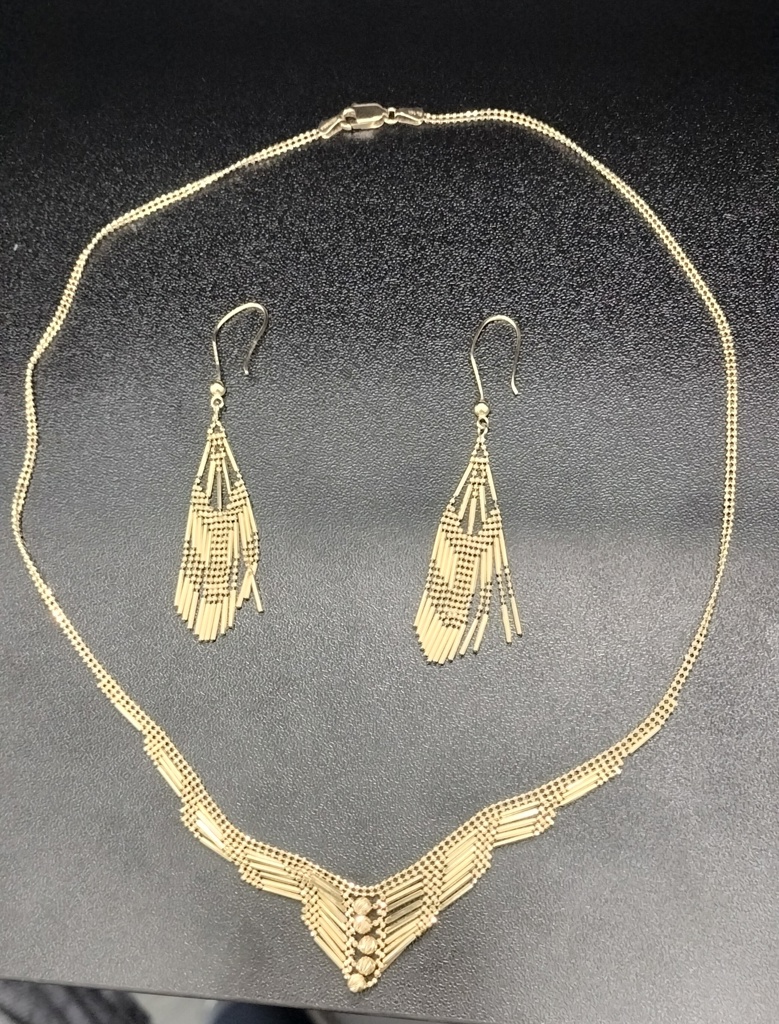 aretes estilo indonesia 14k Weight 3.2gr