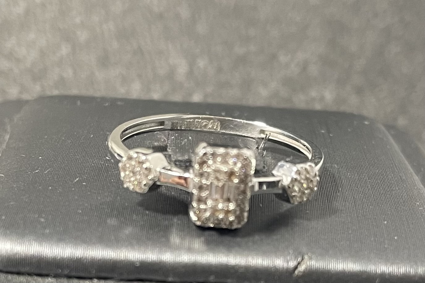 anillo hilo c/cddo 14k zirconia Size size8 Weight 1.8gr