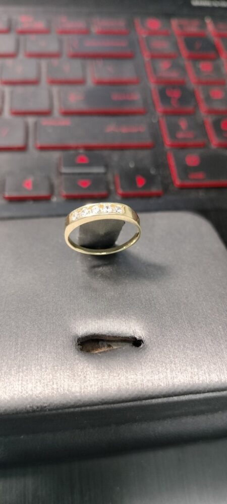 anillo comp.c/zirc mujer 10k zirc B Size size3.5 Weight 0.9gr