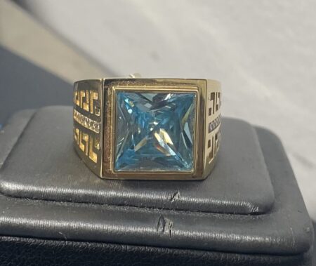 anillo Bche 14k zirconia Size size 11 Weight 14.9gr