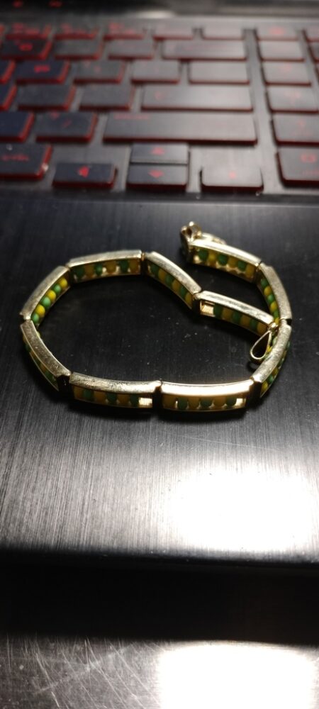 manilla ibde abierto 14k cuentas verde y amarilla Size size7/5.2mm Weight 11.2gr