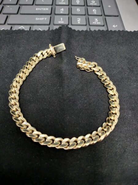 manilla cubana criolla 10k Size size8/8mm Weight 30.7gr