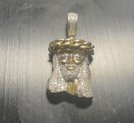 dije Diam. cara cristo 10k diamante Weight 9.1gr
