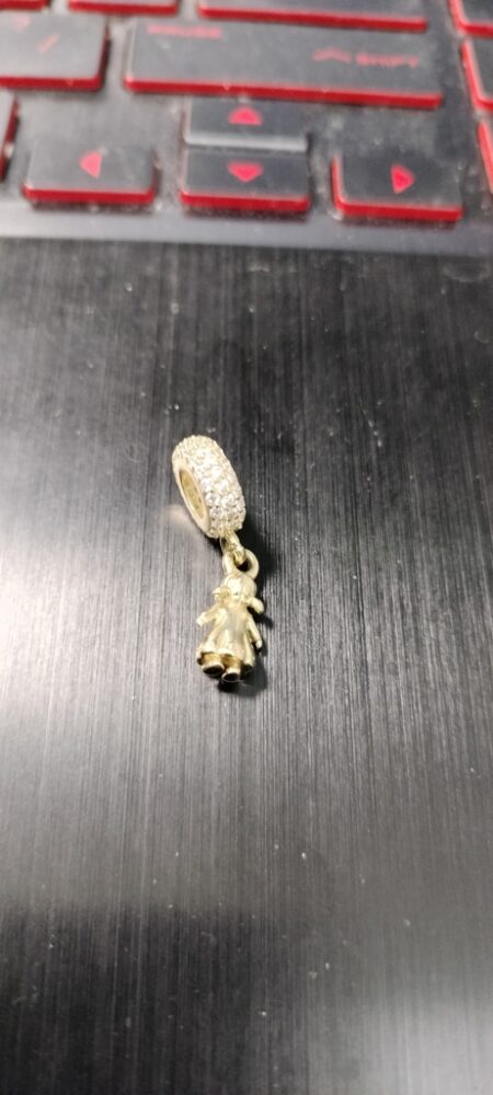 charms niña c/zirc B 14k zirc B Weight 2.2gr
