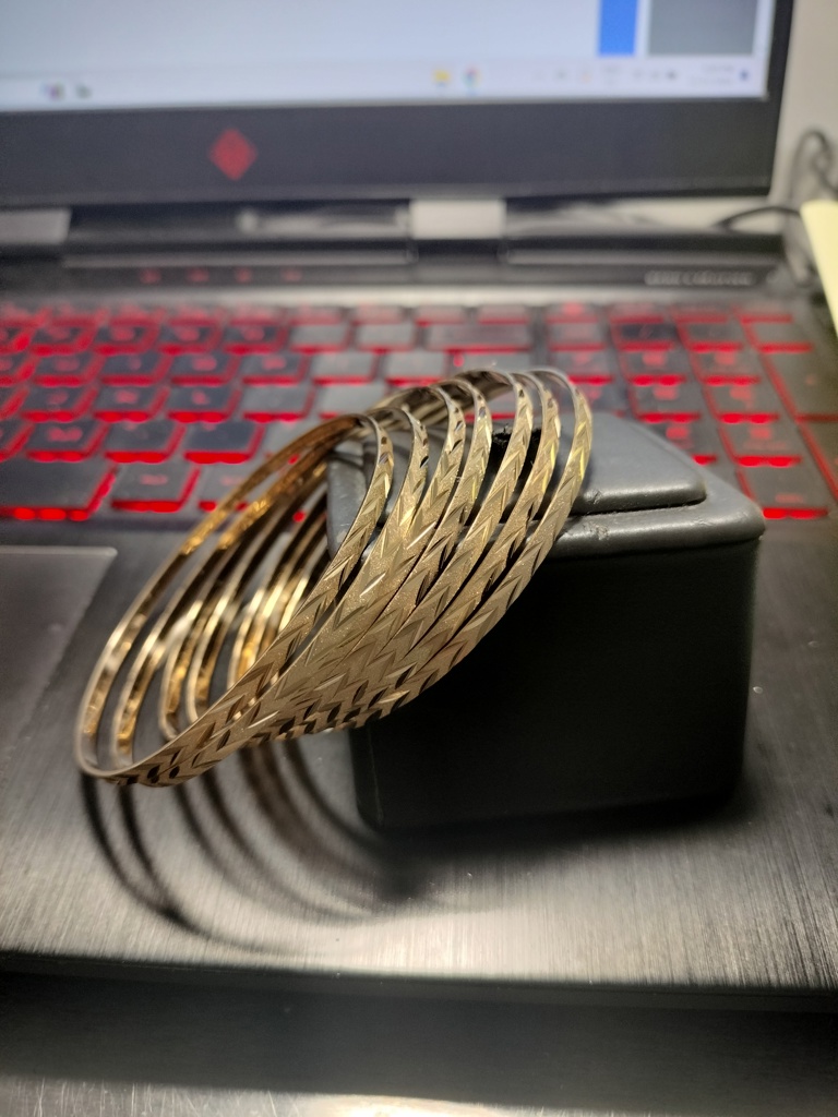 semanario c/muescas 10k Size size7.5/2.7mm Weight 30.8gr