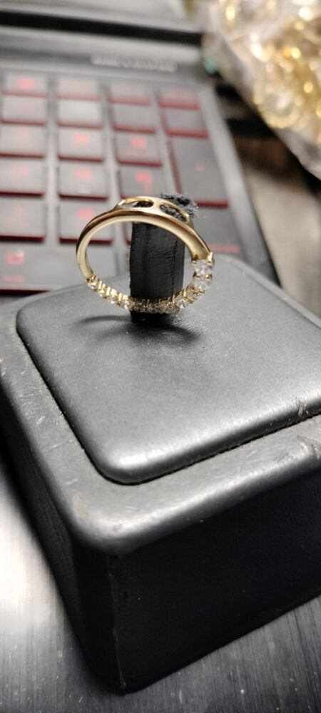 dije anillo c/zirc 14k zirc B Weight 1.25gr