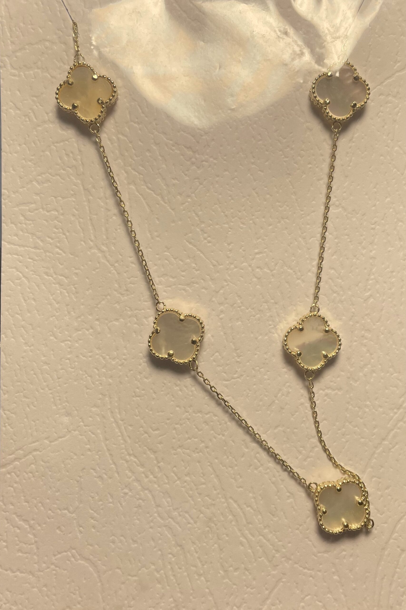 cadena clover 5 flores B 14k onyx Size size18/12mm Weight 6.8gr