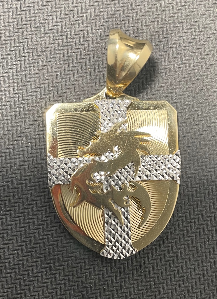 dije escudo c/dragon 10k Weight 13.8gr
