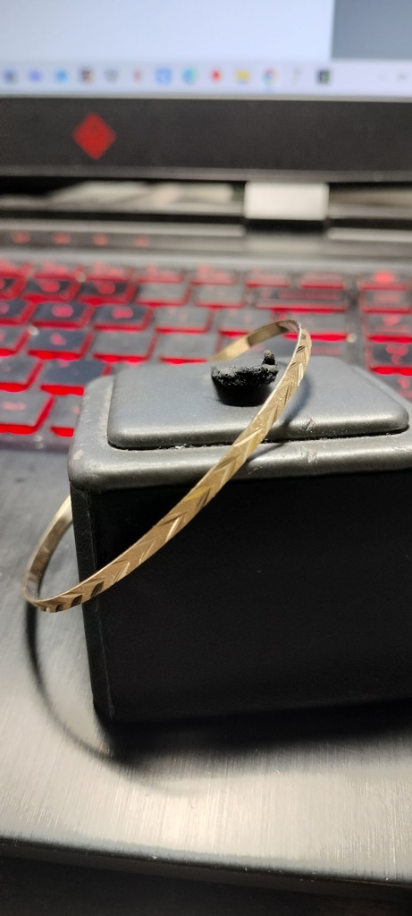 pulso pulso c/muescas 10k Size size7.5/2.7mm Weight 4.45gr