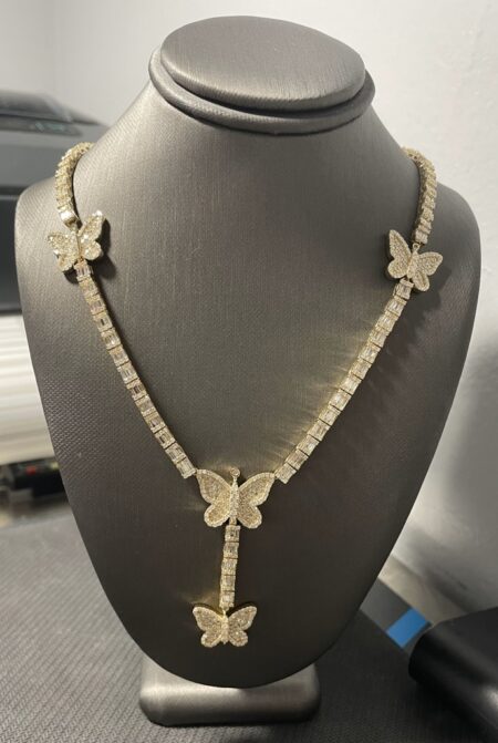 Gargantilla diam. 4 mariposas 10k diamante Size size18 Weight 7.74ctw