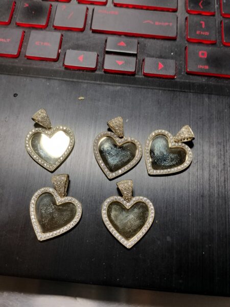 dije corazon  aro zirc P/foto 10k zirc B Weight 2.5gr