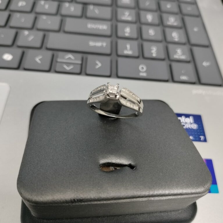 anillo Diam comp. mujer c/diamantes duo 10k diamante Size size7 Weight 3.75gr