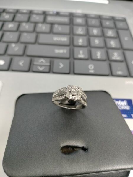 anillo Diam comp. mujer c/diamantes duo 10k diamante Size size7 Weight 3.8gr
