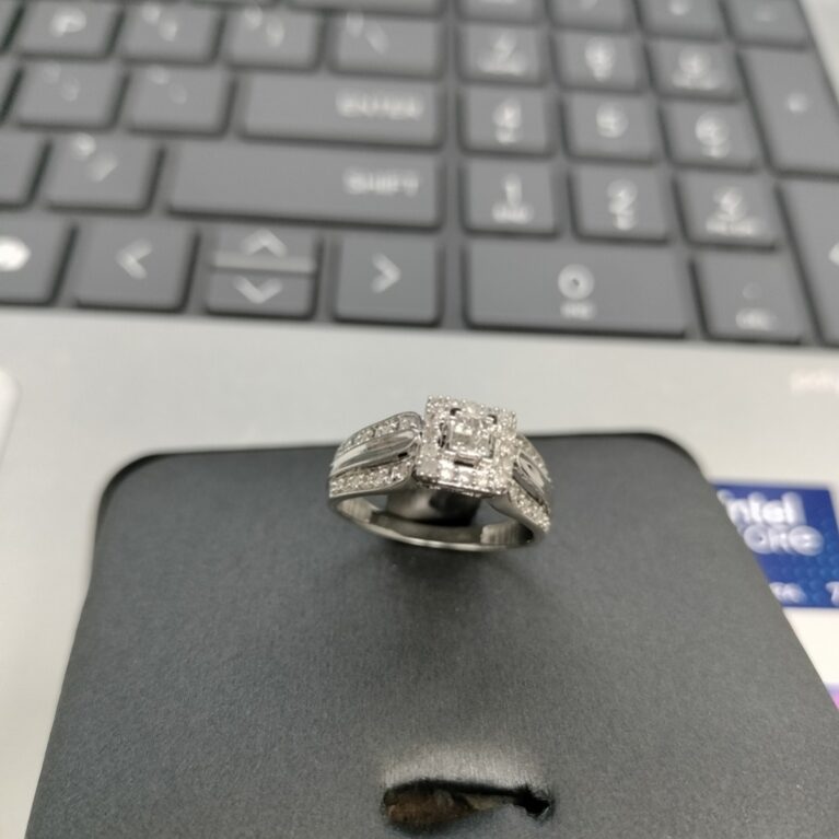 anillo Diam comp. mujer c/diamantes duo 10k diamante Size size7 Weight 3.8gr