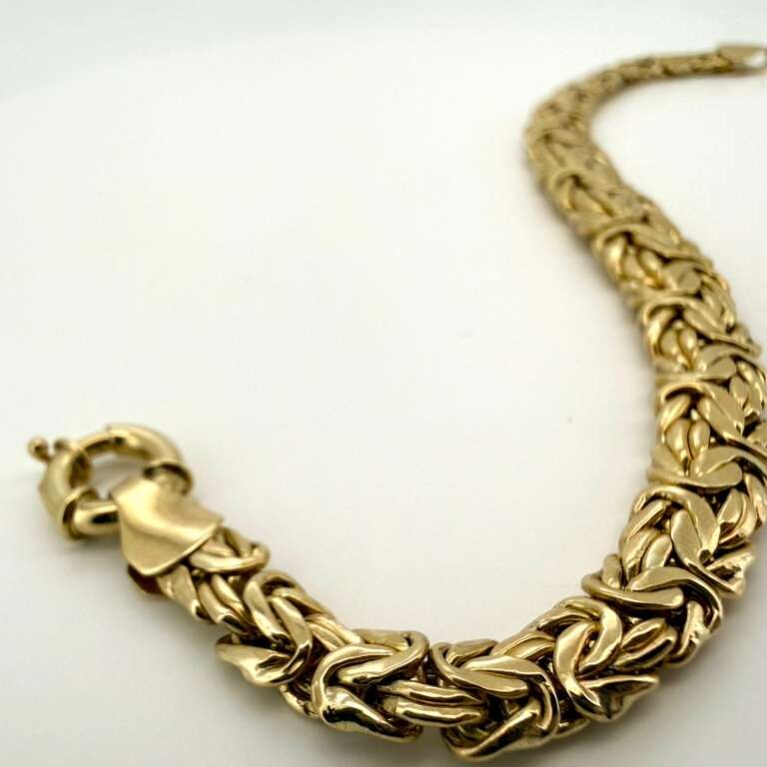 bracelet Byzantine 10k Size sz 7.5/6-10mm Weight 10.75gr