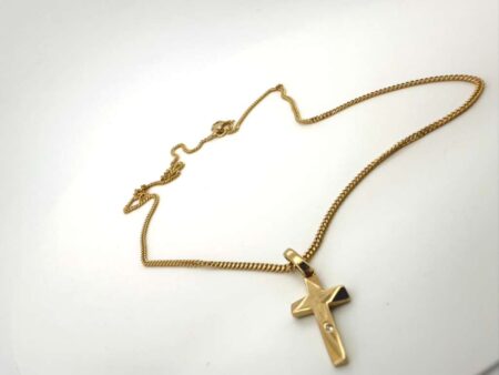 chain with pendant chain w/crucifix and zirc 14k zirc W Size size16/1.6mm Weight 4.65gr