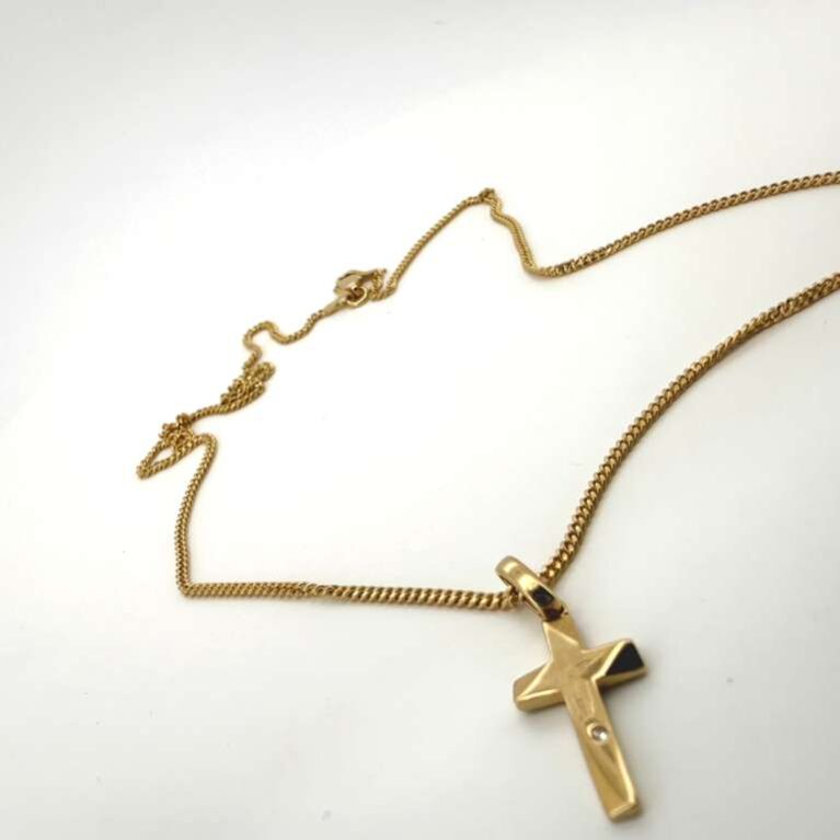 chain with pendant chain w/crucifix and zirc 14k zirc W Size size16/1.6mm Weight 4.65gr