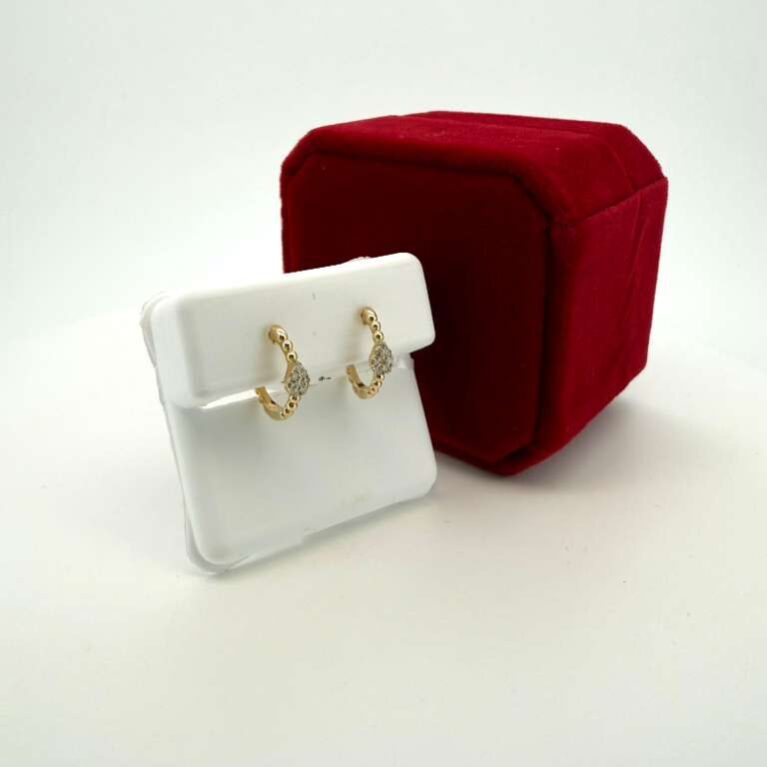 Earring/Diamond hoops 10k diam Weight 0.08ctw